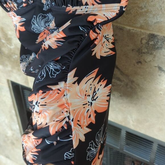 NWT Floral Hilor Size 14 One Piece Swimsuit Pool Beach Swim - Picture 7 of 10